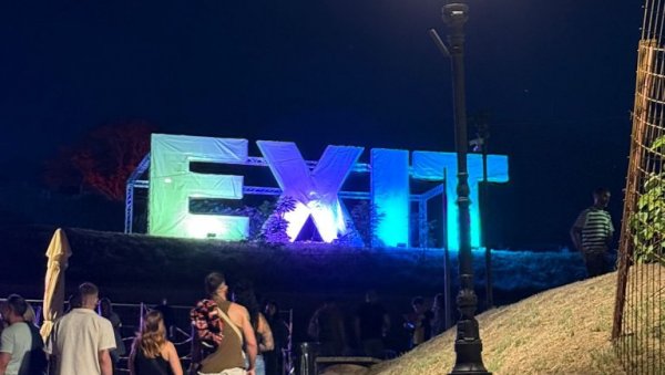 ЕXИТ У СРБИЈИ: Последњи плес или маркетиншка уцена? ЕXИТ У СРБИЈИ: Последњи плес или маркетиншка уцена?