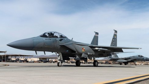 ИРАН НАПАО АМЕРИЧКЕ БОРБЕНЕ АВИОНЕ: Ухватили их на спавању у бази