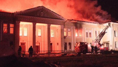 РАТ У УКРАЈИНИ: Ово се никада раније није догодило; Зеленски закукао након руског напада