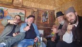 ПРИЧЕ ИЗ АМБАРА ПО МЕРИ - ЖИВОТА: Мисија чланова аматерског позоришта из ГЊИЛАНА, у оближњој српској енклави, у Шилову