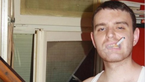 OVO JE FILIP MISITA: Profesor blokader i zgubidan iz Kragujevca koji je uhapšen zbog posedovanja droge (FOTO)