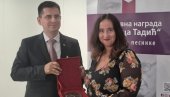 ИРЕНИ ПЛАОВИЋ НОВИЦА ТАДИЋ: Уручена награда младој песникињи у знак сећања на барда српске поезије