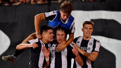 PRENOS, PARTIZAN - AEK: Ludnica u Humskoj, Grobari konačno dočekali