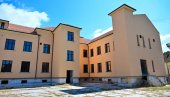 МАЈА ГОЈКОВИЋ ПРИЛИКОМ ПОСЕТЕ КУЛИ: Покрајинска влада издвојиће 30 милиона динара за додатне радове на објекту старом више од века