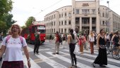 ЗГУБИДАНИ-БЛОКАДЕРИ СПРЕМАЈУ НАЈМРАЧНИЈИ СЦЕНАРИО ДОСАД: Најавили блокаду свега - од амбасада, аеродрома, до апотека и банака (ФОТО)