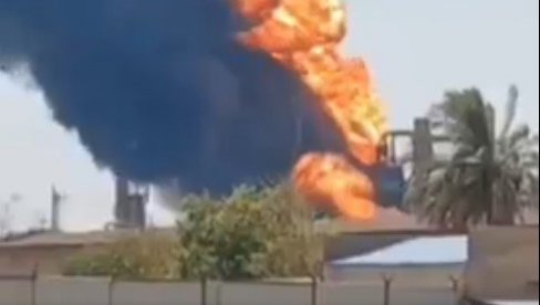 IMA MRTVIH U STRAVIČNOM POŽARU U IRANU: Procurela pumpa u rafineriji, poznato da li je bilo znakova sabotaže (VIDEO)