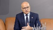 VUČEVIĆ O SUMANUTOJ AKCIJI BLOKADERA: Zgubidani i separatisti pljunuli na srpsku zastavu! Ponovo su pokazali pravo lice