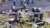 АУТОБУС ПАО СА ЛИТИЦЕ У ПРОВАЛИЈУ ДУБОКУ 25 МЕТАРА: У несрећи погинуло 14 особа (ВИДЕО)