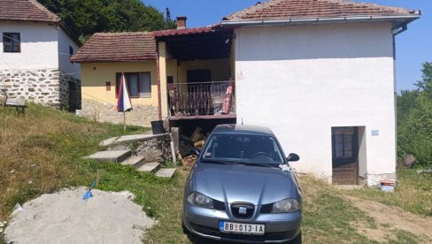 У АНУ ПУЦАО ТРИ ПУТА, У СИНА ВЛАДИМИРА (7) ЈЕДНОМ, ПА ПРЕСУДИО СЕБИ: Прве слике са места језивог злочина код Бајине Баште (ФОТО)
