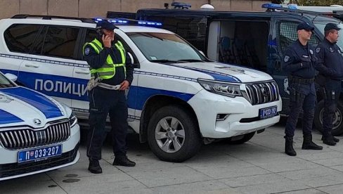 PUCNJAVA KOD KRAGUJEVCA: Šetao ulicama i nasumično pucao iz automatske puške
