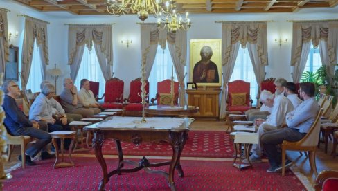СЕЛАКОВИЋ НА ХИЛАНДАРУ: Радови на објектима захваћеним пожаром завршени - следе уметнички радови на параклисима (ФОТО)