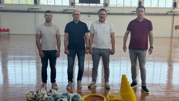 СПОРТСКИ САВЕЗ СРБИЈЕ НАСТАВИО СЈАЈНУ АКЦИЈУ: Поклони и за Велико Градиште СПОРТСКИ САВЕЗ СРБИЈЕ НАСТАВИО СЈАЈНУ АКЦИЈУ: Поклони и за Велико Градиште