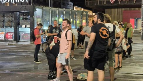 BANDA BLOKADERA NAPALA SLOVAČKE SVEČANOSTI! Lažno okrivili naprednjake! (VIDEO)