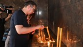 VUČIĆ OBIŠAO MANASTIR TUMANE: Našem narodu je važan mir (VIDEO)