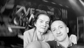 TUGA U ZVEZDAMA GRANDA Preminula majka poznatog pevača: Odmori se najbolja majko na svetu