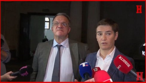 NEOPHODNO JE DA SE NORMALIZUJE NASTAVNI PROCES NA FAKULTETIMA Stanković: Vlada Srbije je bila krajnje fer prema beogradskom univerzitetu NEOPHODNO JE DA SE NORMALIZUJE NASTAVNI PROCES NA FAKULTETIMA Stanković: Vlada Srbije je bila krajnje fer prema beogradskom univerzitetu