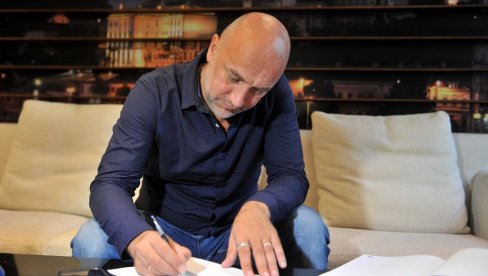 NEĆU OTKRITI ZADATAK Zahar Prilepin na misiji u zoni SVO (FOTO)