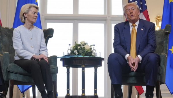 КОЛИКО ЋЕ ЕВРОПУ КОШТАТИ ИСТОРИЈСКИ СПОРАЗУМ СА ТРАМПОМ: Вашингтон трља руке, Брисел се определио за мање зло КОЛИКО ЋЕ ЕВРОПУ КОШТАТИ ИСТОРИЈСКИ СПОРАЗУМ СА ТРАМПОМ: Вашингтон трља руке, Брисел се определио за мање зло