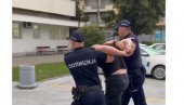 ПОЛИЦИЈА УЗВРАЋА УДАРАЦ: Овако су ухапшене муџахединско-блокадерске силеџије (ВИДЕО)