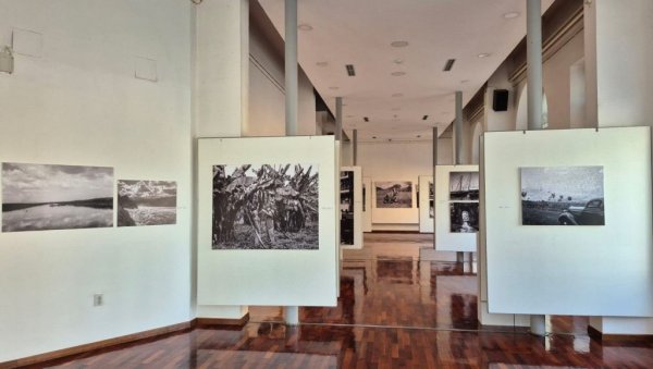 КЕНИЈА, ТАНЗАНИЈА И УГАНДА: Занимљива изложба фотографија у Музеју у Зрењанину