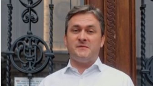 МИНИСТАР СЕЛАКОВИЋ: У Народном музеју у наредних 10 дана имате прилику да видите уживо Мирослављево јеванђеље МИНИСТАР СЕЛАКОВИЋ: У Народном музеју у наредних 10 дана имате прилику да видите уживо Мирослављево јеванђеље