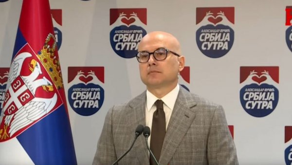 ЖЕЛИМО ОДГОВОРЕ ДА ЛИ ОВО ОСУЂУЈУ ИЛИ ПОДРЖАВАЈУ Вучевић позвао коалиционе партнере да се огласе о дешавањима у Новом Пазару (ВИДЕО) ЖЕЛИМО ОДГОВОРЕ ДА ЛИ ОВО ОСУЂУЈУ ИЛИ ПОДРЖАВАЈУ Вучевић позвао коалиционе партнере да се огласе о дешавањима у Новом Пазару (ВИДЕО)