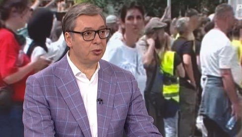 ВУЧИЋ У ДНЕВНИКУ: Синоћ су били уплашени и Срби и Бошњаци, и једни и други желе мир и стабилност - Сачуваћемо мир и стабилност