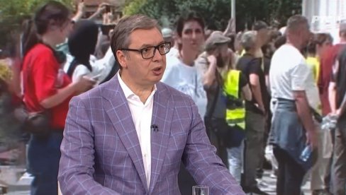 ВУЧИЋ О СИТУАЦИЈИ У НОВОМ ПАЗАРУ: Полиција трпи тешке притиске, много ми је тешко пало оно што се догађало испред Звездиног стадиона