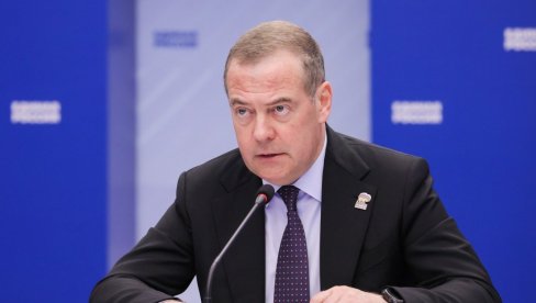 MEDVEDEV O SASTANKU U BELOJ KUĆI: Antiruska koalicija nije mogla da nadigra Trampa