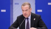 ДОБРО СМО УПОЗНАТИ СА ДОГАЂАЈИМА У СРБИЈИ Медведев оптужио Запад за организовање протеста у другим земљама