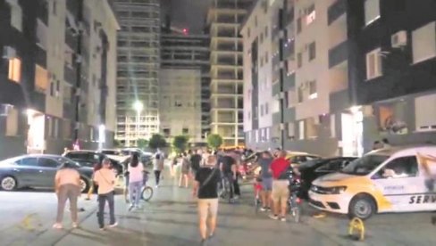 НАРЦИЗАМ МАЛИХ РАЗЛИКА: Има ли разлике између блокадера који тероришу народ и Народних патрола које су ловиле мигранте