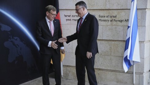 BERLIN UPOZORAVA: Izrael je u opasnosti da bude diplomatski izolovan BERLIN UPOZORAVA: Izrael je u opasnosti da bude diplomatski izolovan