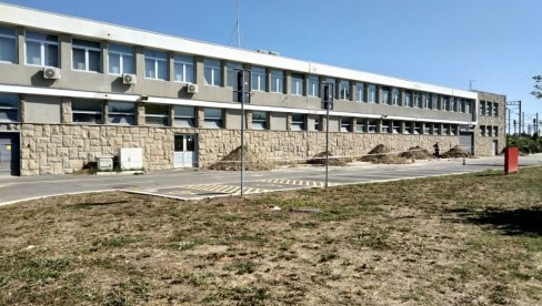 ГРАДОНАЧЕЛНИК ЖАРКО МИЋИН НАЈАВИО МОГУЋНОСТ ОТВАРАЊА ДЕЛА ЖЕЛЕЗНИЧКЕ СТАНИЦЕ У НОВОМ САДУ На пероне од 15. септембра? ГРАДОНАЧЕЛНИК ЖАРКО МИЋИН НАЈАВИО МОГУЋНОСТ ОТВАРАЊА ДЕЛА ЖЕЛЕЗНИЧКЕ СТАНИЦЕ У НОВОМ САДУ На пероне од 15. септембра?