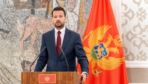 U PLANTAŽAMA SEME RAZDORA? Đeljošaj udario na Milatovića zbog vraćanja zakona o porezu na nepokretnosti U PLANTAŽAMA SEME RAZDORA? Đeljošaj udario na Milatovića zbog vraćanja zakona o porezu na nepokretnosti