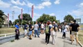 ГРАЂАНИ СЕ ОКУПЉАЈУ У НОВОМ САДУ Пешке до Сремских Карловаца на обележавање Дана сећања од прогона и убиства Срба у злочиначкој акцији Олуја