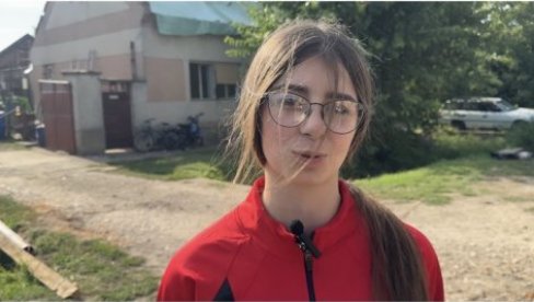 МАРИНА НА СВЕТОГ ИЛИЈУ СПАСИЛА СЕЛО ОД ПОЖАРА: Петнаестогодишња девојчица храбрим гестом саувала животе својих комшија МАРИНА НА СВЕТОГ ИЛИЈУ СПАСИЛА СЕЛО ОД ПОЖАРА: Петнаестогодишња девојчица храбрим гестом саувала животе својих комшија