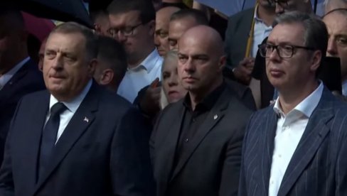 DA NIJE BILO VUČIĆA NE BI SE OBELEŽAVAO DAN SEĆANJA NA STRADALE U OLUJI Dodik: I vas žive umalo nismo sahranili pre 12 godina