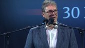 NEMOJTE DA NAM VREĐATE INTELIGENCIJU Vučić: Ja vam kažem ne razumete šta se zbiva u duši srpskog naroda