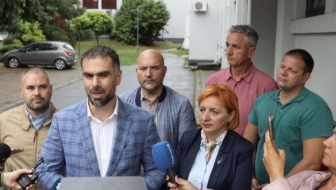 У НОВОСАДСКОЈ ФАБРИЦИ ВОДЕ ОБАВЉЕНА САНАЦИЈА ФИЛТЕРА: Градоначелник најавио и радове на реконструкцији цевне галерије У НОВОСАДСКОЈ ФАБРИЦИ ВОДЕ ОБАВЉЕНА САНАЦИЈА ФИЛТЕРА: Градоначелник најавио и радове на реконструкцији цевне галерије
