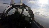 POGLEDAJTE SRPSKI MIGOVI PARAJU NEBO: Letačka obuka na višenamenskim borbenim avionima (FOTO/VIDEO)
