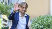 LUKA MODRIĆ ŠOKIRAO NOVINARE: Došao na promociju u AC Milan i rekao - ovo