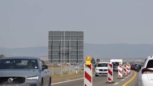 УПОЗОРЕЊЕ ЗА ВОЗАЧЕ: Радови на аут-путу