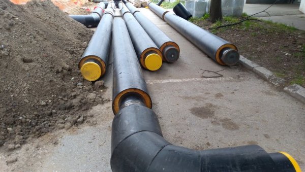 РАДОВИ У ОБРЕНОВАЧКИМ СЕЛИМА: Санација цеви у Скели и Малој Моштаници