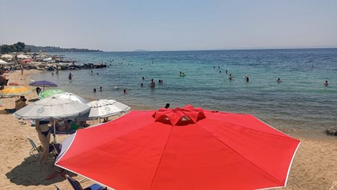 STIŽU JAKE OLUJE I GRAD: Srbi, ako se nalazite na ovim destinacijama u Grčkoj budite na oprezu STIŽU JAKE OLUJE I GRAD: Srbi, ako se nalazite na ovim destinacijama u Grčkoj budite na oprezu