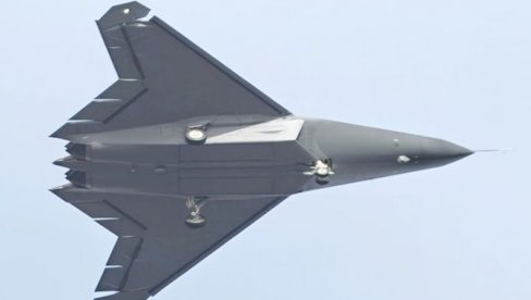 KINA TESTIRA DO SADA NEVIĐEN BORBENI AVION NOVE GENERACIJE: Misteriozna letelica viđena iznad vojnog poligona!