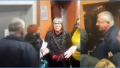 IZBACITE JE NAPOLJE! Kako je izgledao prvi sukob Šešelja sa blokaderima: Sve završeno za tren oka (VIDEO)