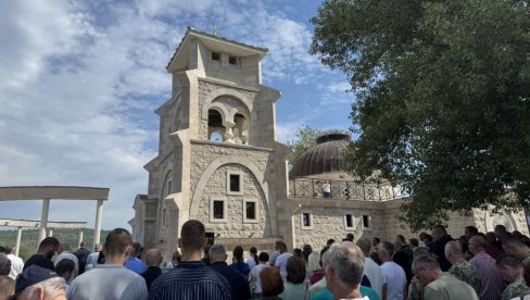KRV MUČENIKA OSVEŠTALA HERCEGOVINU: U Prebilovcima obeležene 84 godine od monstruoznog ustaškog zločina nad Srbima KRV MUČENIKA OSVEŠTALA HERCEGOVINU: U Prebilovcima obeležene 84 godine od monstruoznog ustaškog zločina nad Srbima