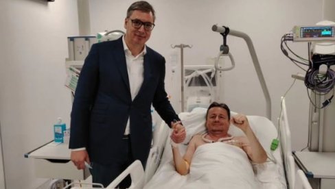 DARKO NESALOMIVI: Predsednik Vučić posetio Glišića i objavio fotografiju sa ministrom (FOTO)