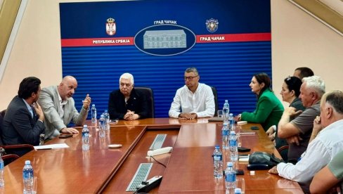 MINISTAR BRATINA U RADNOJ POSETI ČAČKU I UŽICU: Podrška lokalnim medijima i dijalogu sa novinarima