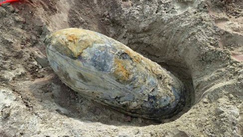 ИНЦИДЕНТ У СЛОВАЧКОЈ: Пронађена неексплодирана направа из Другог светског рата на деоници пруге